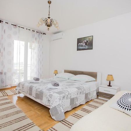 Apartmani Branko Lemac Brodarica  Zewnętrze zdjęcie