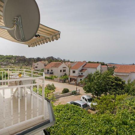 Apartmani Branko Lemac Brodarica  Zewnętrze zdjęcie
